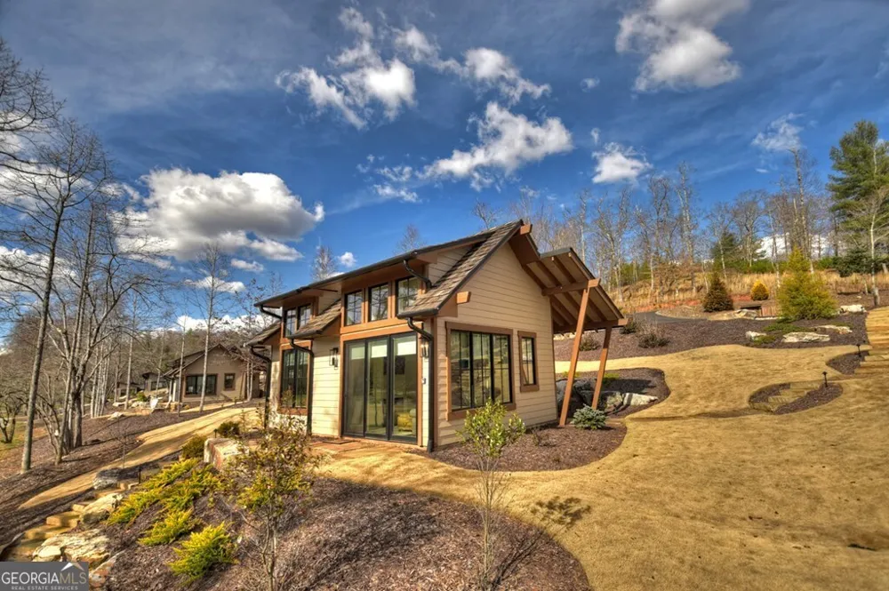 400 Old Toccoa Farm LOOP Mineral Bluff, GA 30559