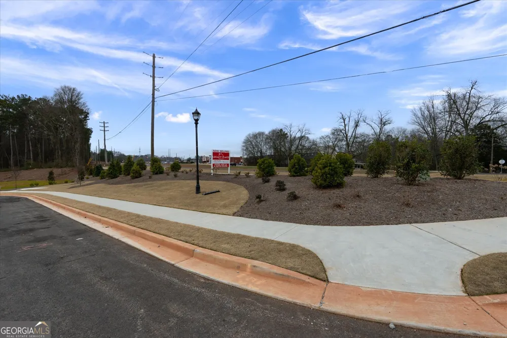 HWY 166 W Maple ST Carrollton, GA 30117