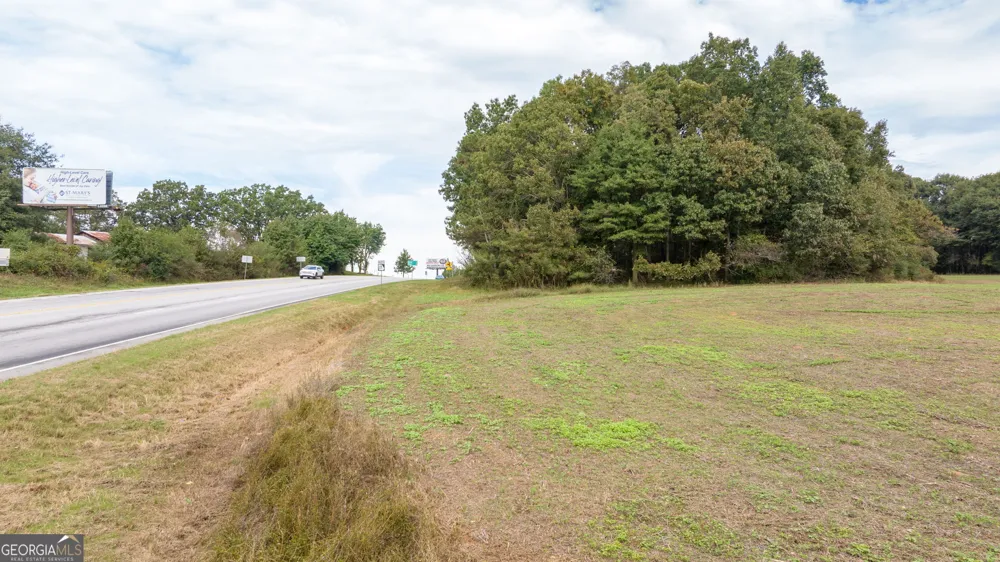 120 Hunnicutt CIR Canon, GA 30520