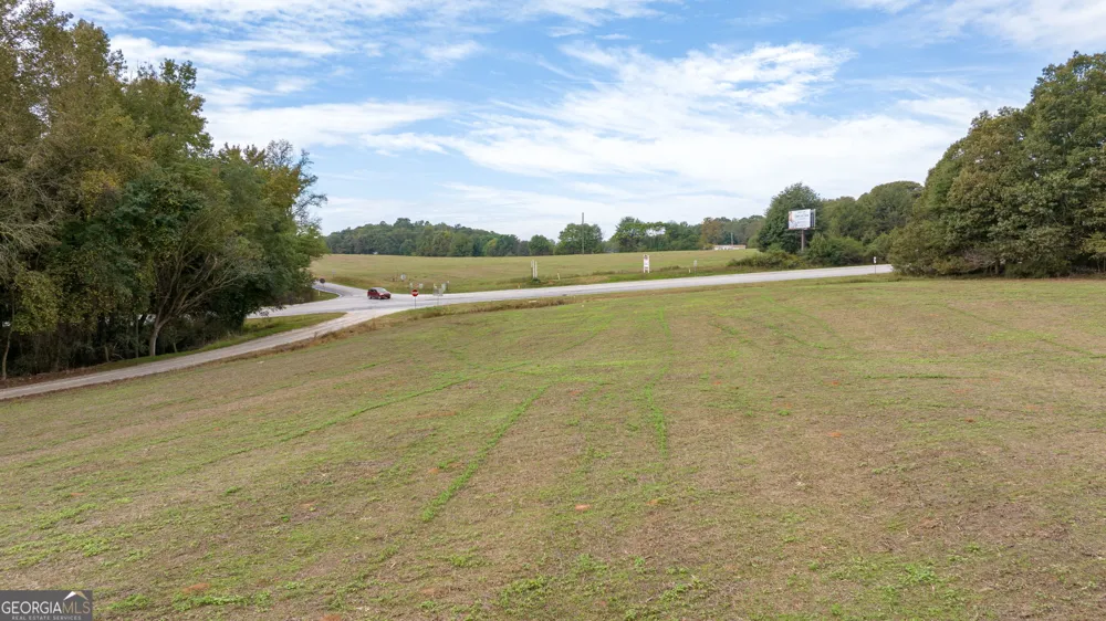 120 Hunnicutt CIR Canon, GA 30520