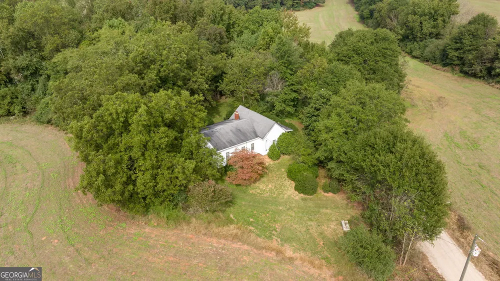 120 Hunnicutt CIR Canon, GA 30520