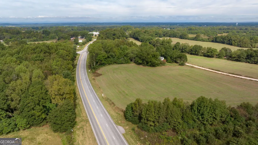 120 Hunnicutt CIR Canon, GA 30520