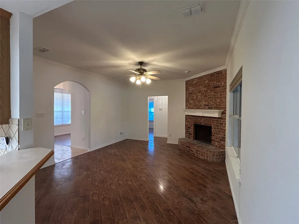 12065 Forest Glen Lane Balch Springs, TX 75180