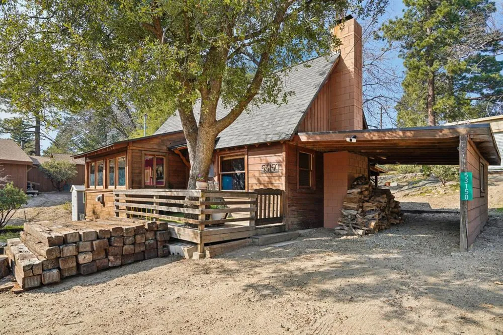 53150 Pineavista Drive