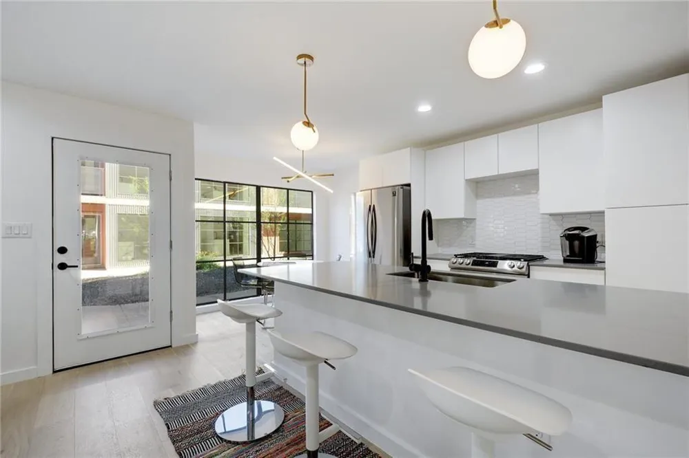 400 E 30th Street #204