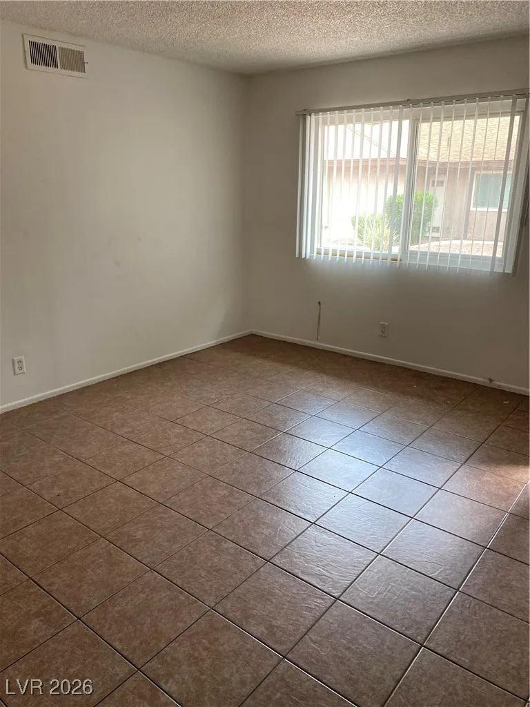 2657 Kline Circle Las Vegas, NV 89121