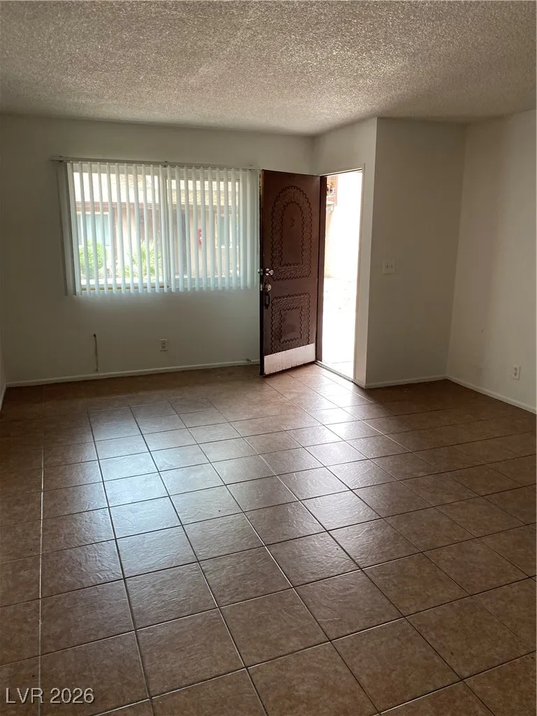 2657 Kline Circle Las Vegas, NV 89121