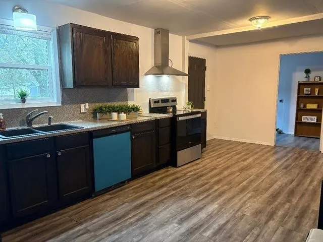101 Bell Street Hallsville, TX 75650