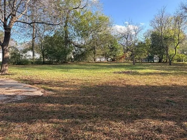 101 Bell Street Hallsville, TX 75650