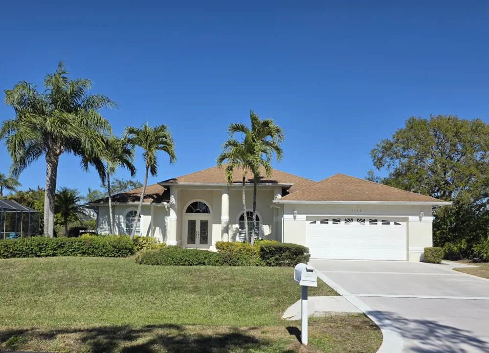 1112 SE Strathmore Drive
