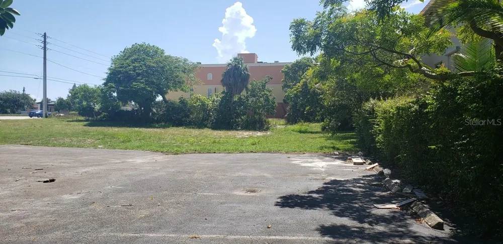 600 E ATLANTIC BOULEVARD Pompano Beach, FL 33060