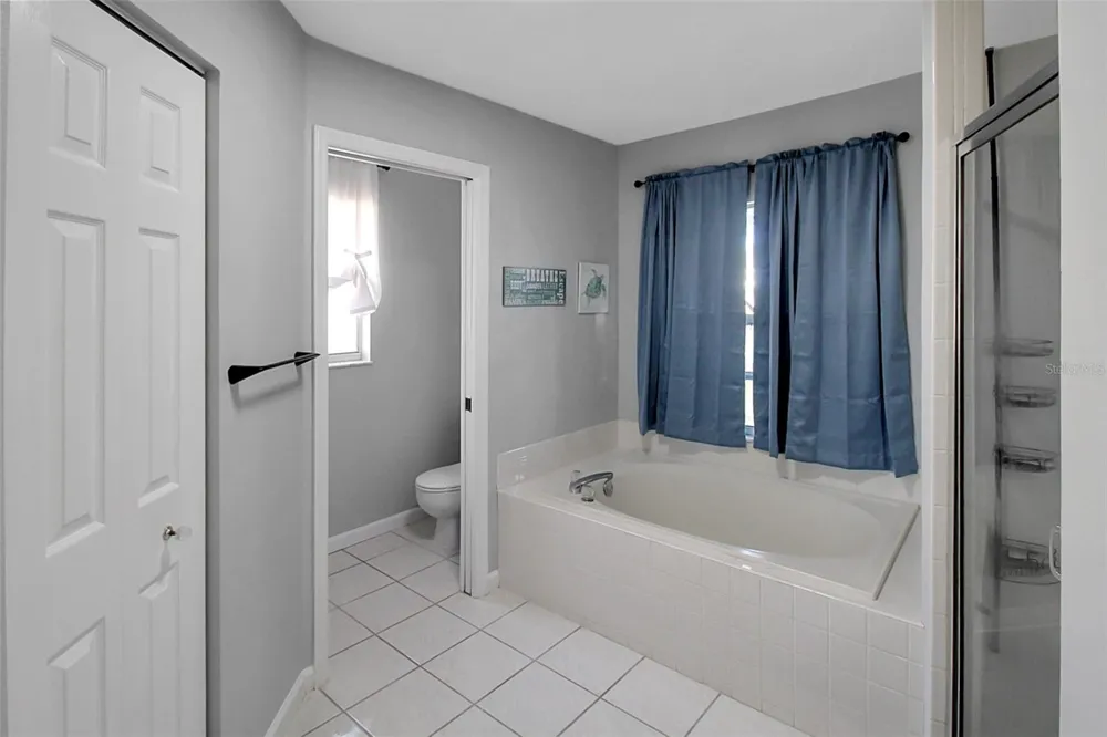 5111 13TH AVENUE DRIVE W Bradenton, FL 34209