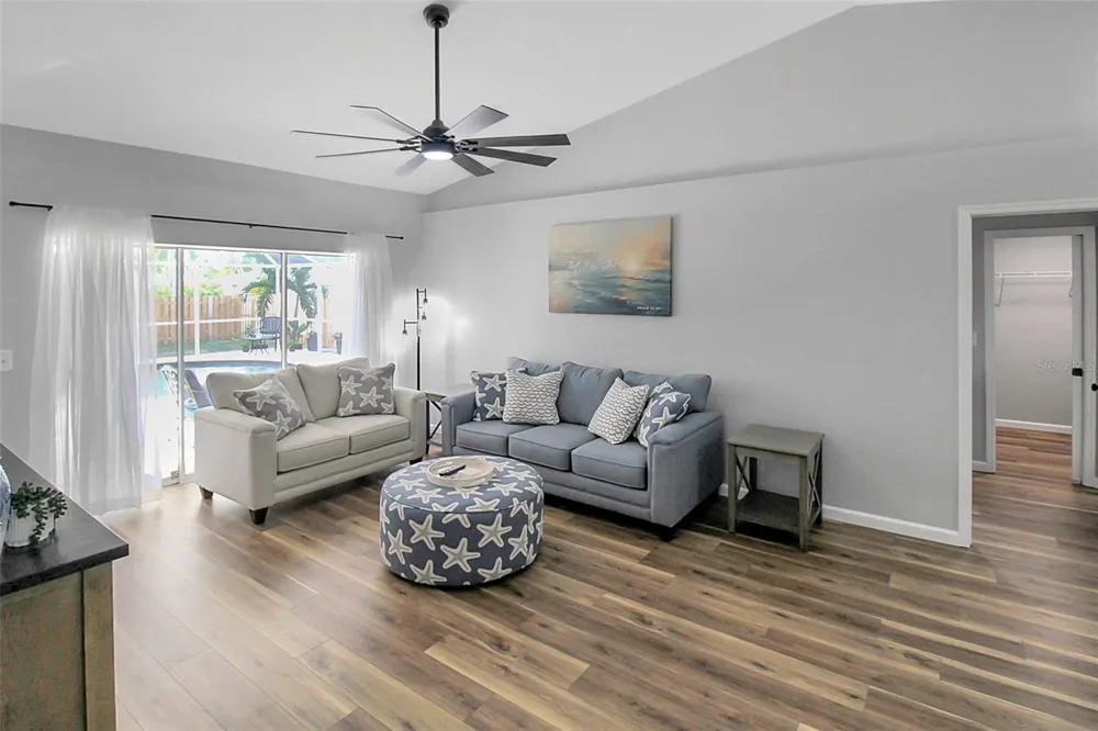 5111 13TH AVENUE DRIVE W Bradenton, FL 34209