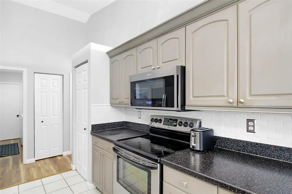 5111 13TH AVENUE DRIVE W Bradenton, FL 34209