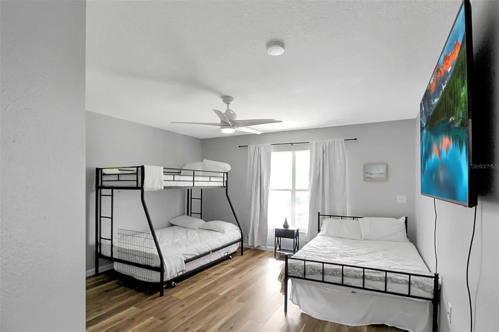 5111 13TH AVENUE DRIVE W Bradenton, FL 34209