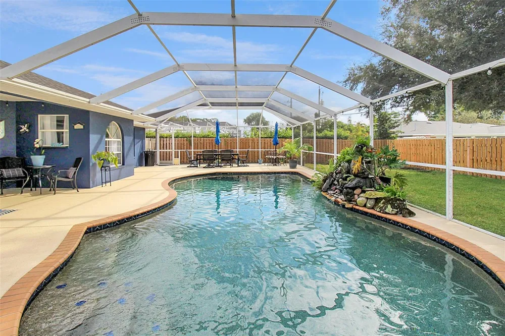 5111 13TH AVENUE DRIVE W Bradenton, FL 34209
