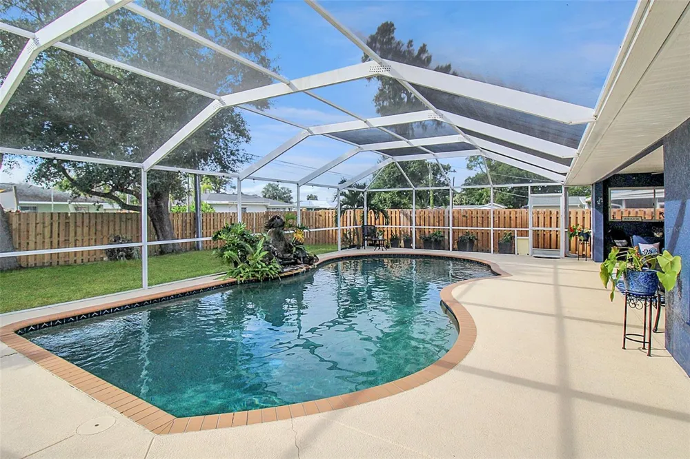 5111 13TH AVENUE DRIVE W Bradenton, FL 34209