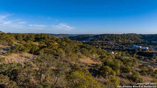 259 Lookout Point N Comfort, TX 78013