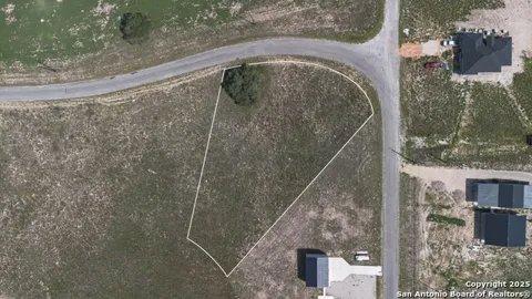 788 Lake Valley