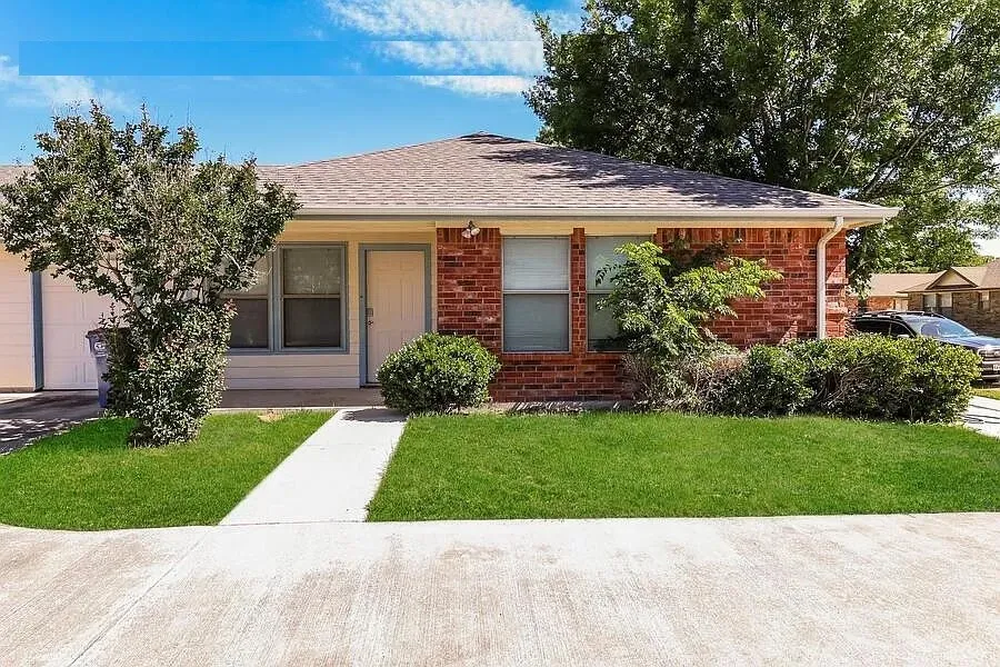 136 Stewart Bend Court #A