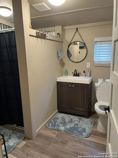 4664 rocky Blanco, TX 78606