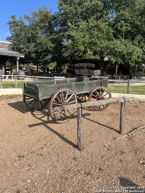 4664 rocky Blanco, TX 78606