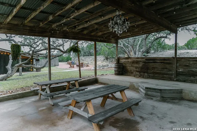 4664 rocky Blanco, TX 78606