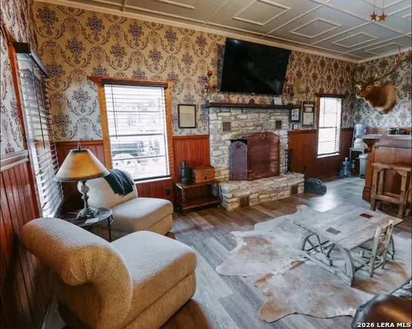 4664 rocky Blanco, TX 78606