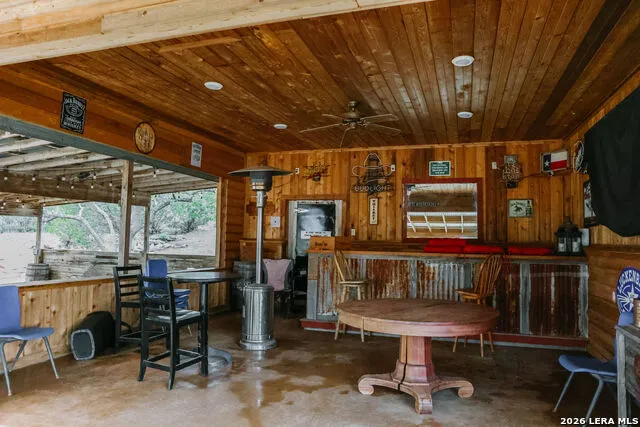 4664 rocky Blanco, TX 78606