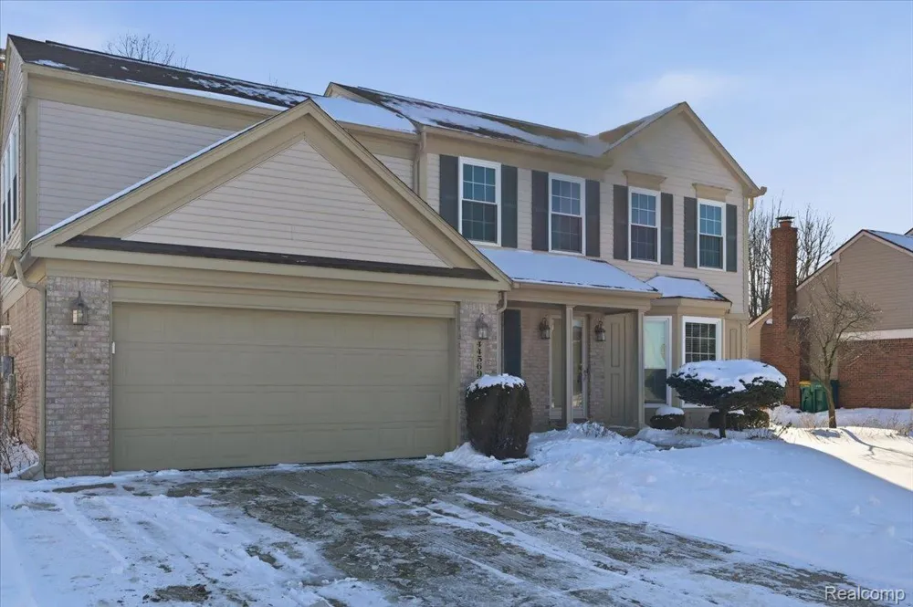 44569 GREENBRIAR COURT