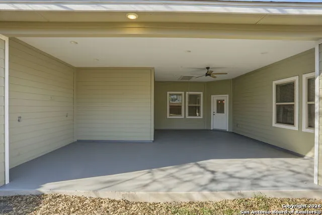7802 Clearwater Blvd Selma, TX 78154