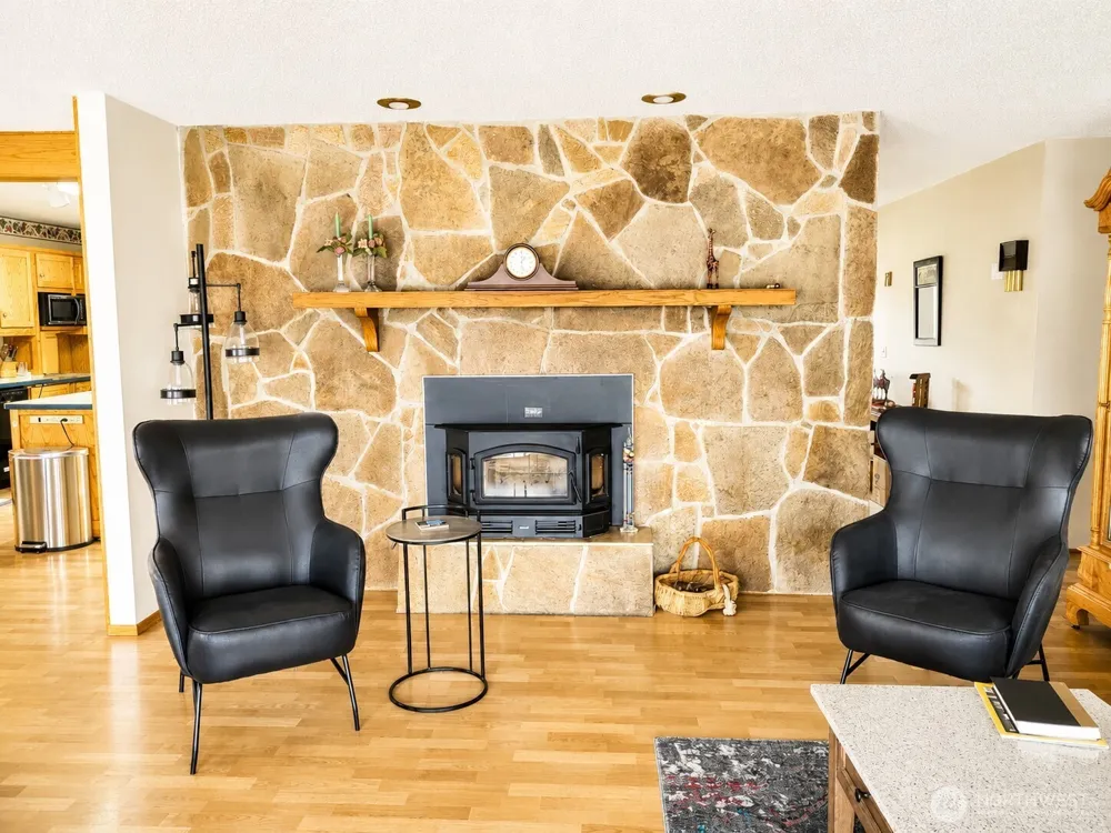 107 A WestLake Road Oroville, WA 98844