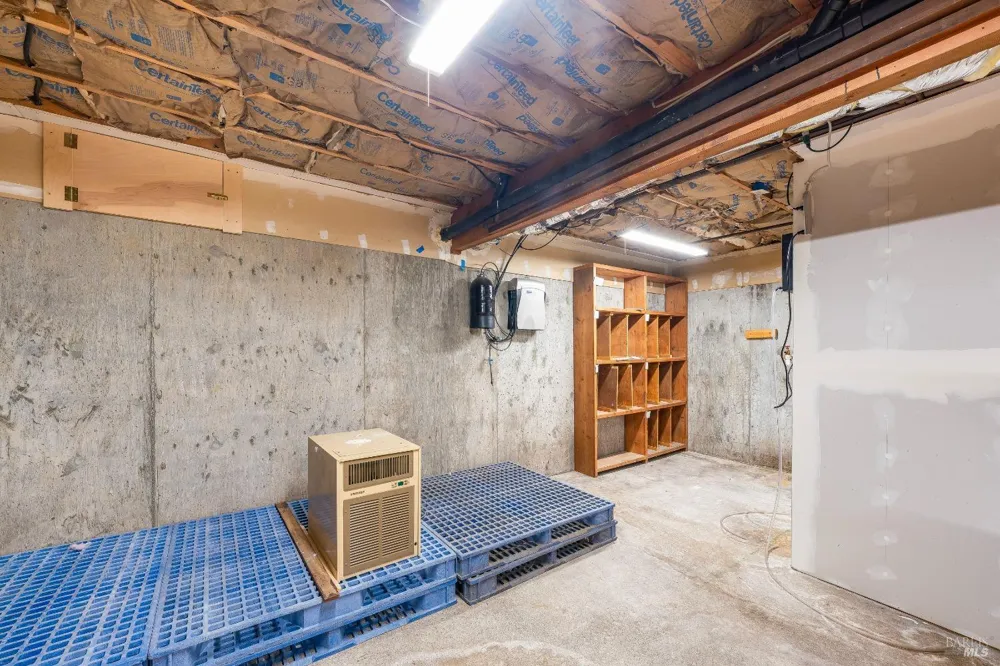 2131 Foothill Boulevard Calistoga, CA 94515