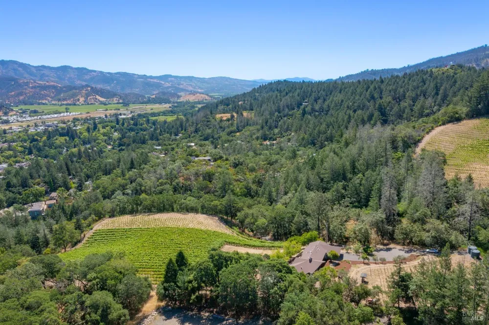 2131 Foothill Boulevard Calistoga, CA 94515