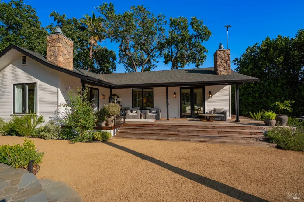 4189 Silverado Trail Calistoga, CA 94515