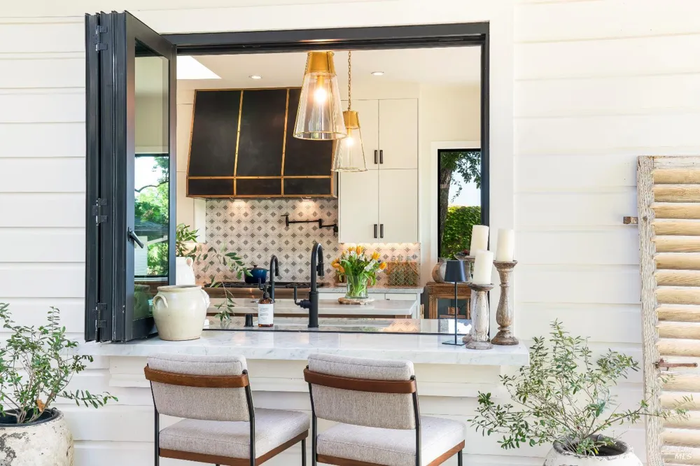 4189 Silverado Trail Calistoga, CA 94515