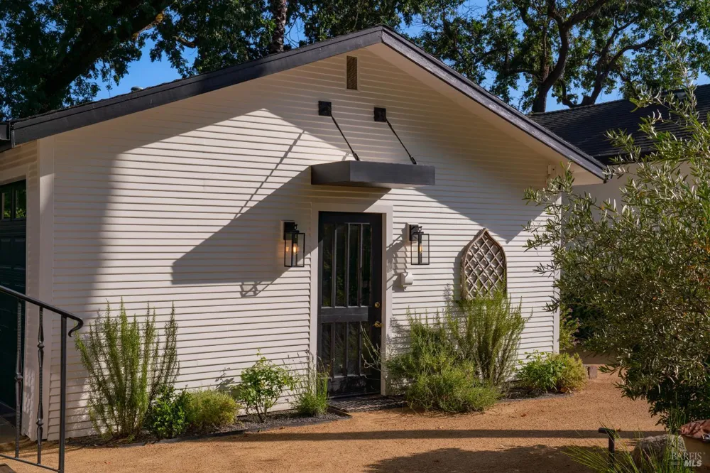 4189 Silverado Trail Calistoga, CA 94515