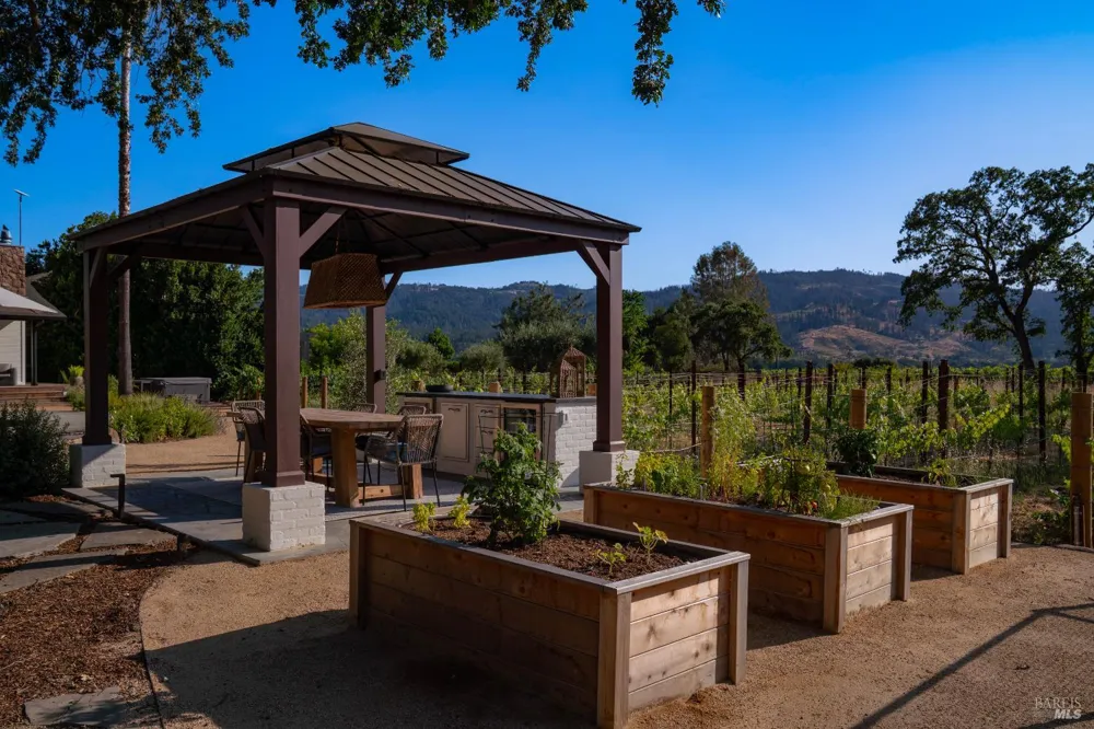 4189 Silverado Trail Calistoga, CA 94515