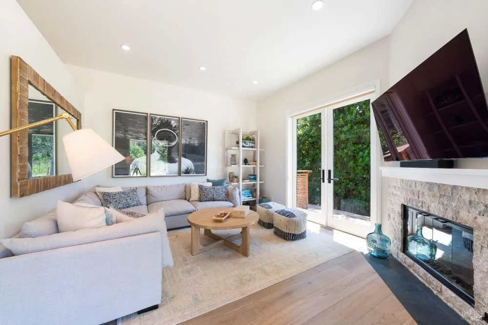 4189 Silverado Trail Calistoga, CA 94515