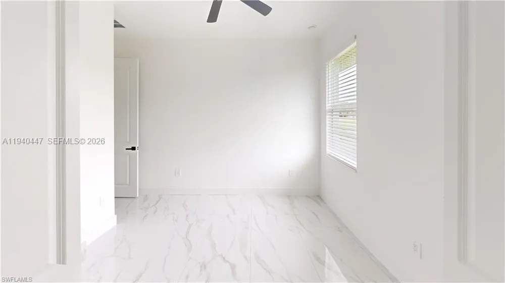 2045 Carver Ave Fort Myers, FL 33916