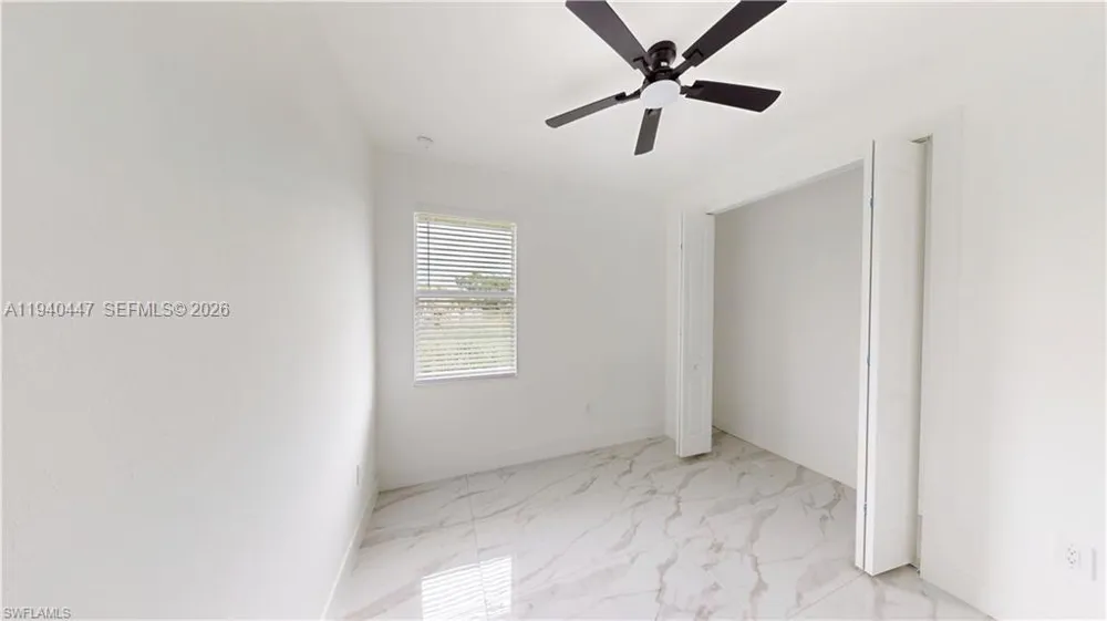 2045 Carver Ave Fort Myers, FL 33916