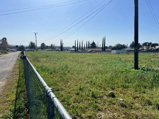 39068 Vineland Cherry Valley, CA 92223