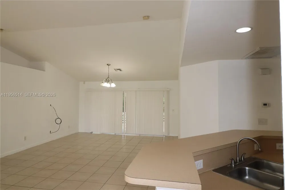 2805 1 sw st Lehigh Acres, FL 33972