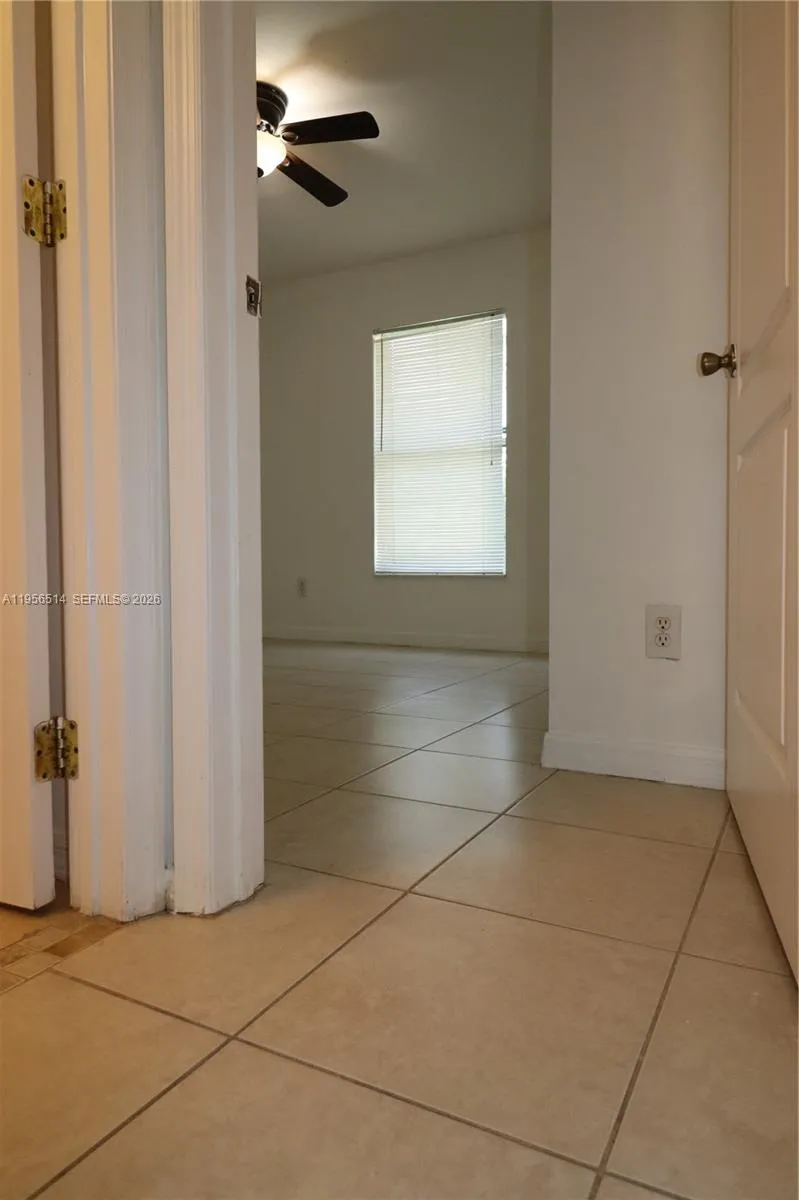 2805 1 sw st Lehigh Acres, FL 33972