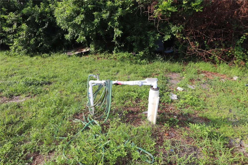 2805 1 sw st Lehigh Acres, FL 33972