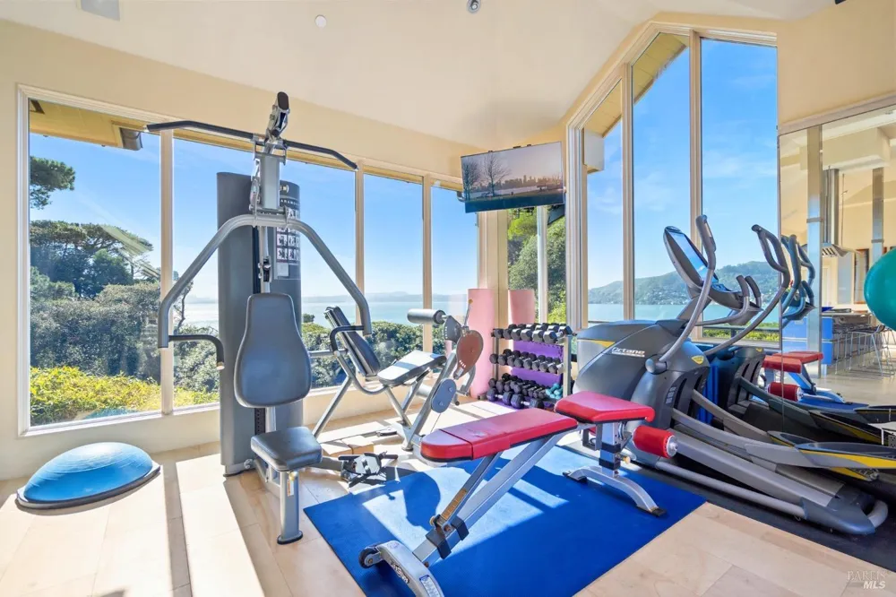 337 Belvedere Avenue Belvedere, CA 94920