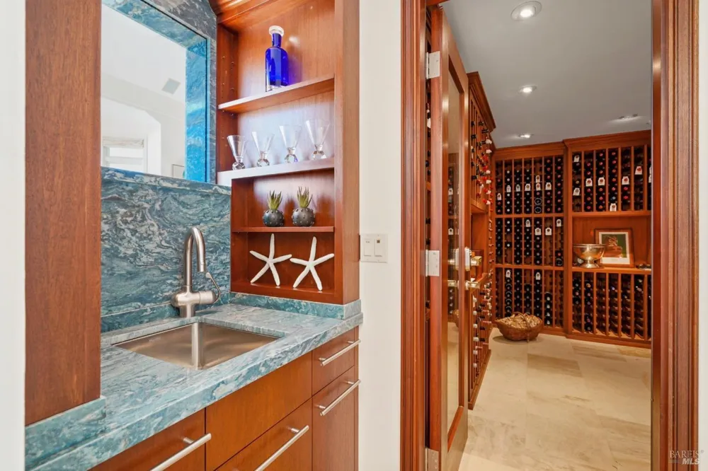 337 Belvedere Avenue Belvedere, CA 94920