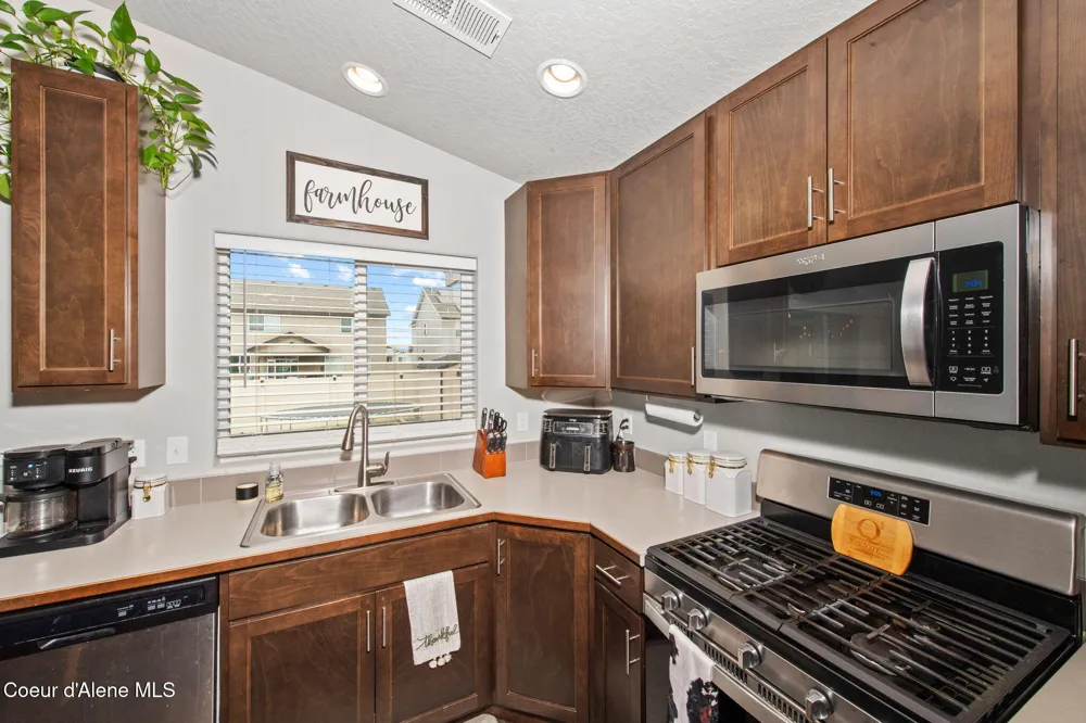 1435 Minam Loop Post Falls, ID 83854
