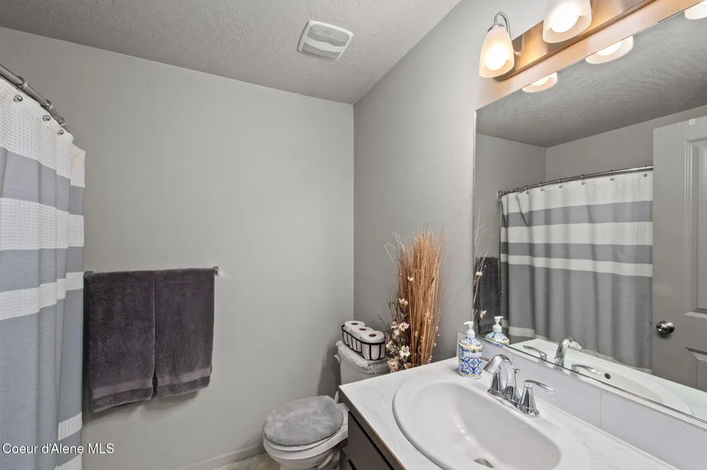 1435 Minam Loop Post Falls, ID 83854