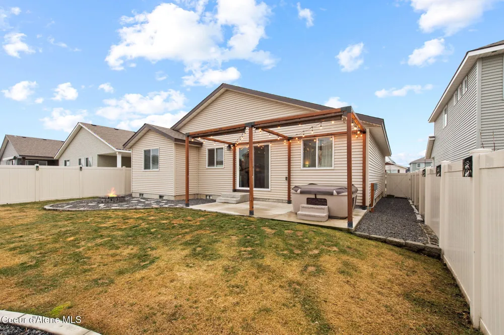1435 Minam Loop Post Falls, ID 83854
